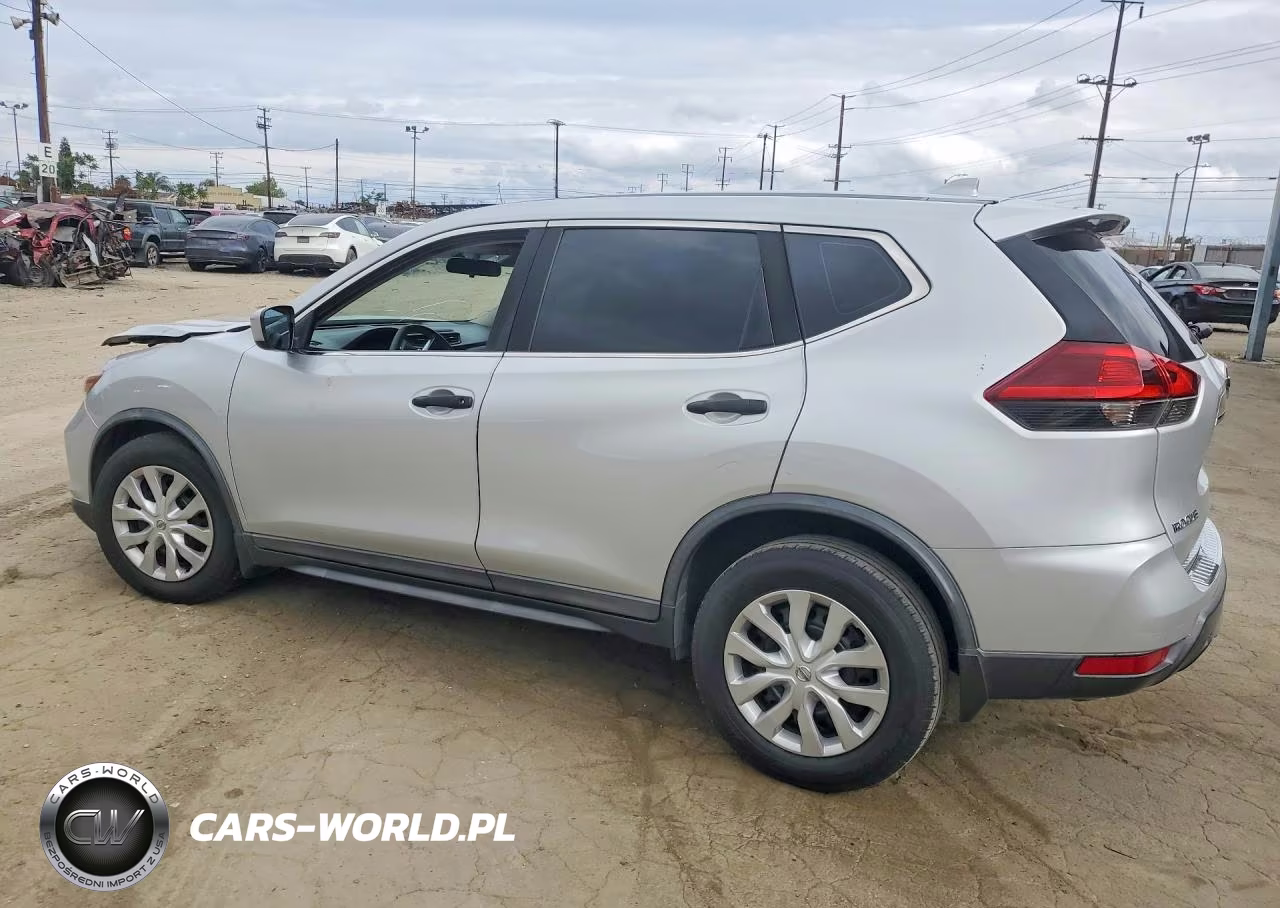 2018 Nissan Rogue S VIN:KNMAT2MT2JP540227 - 2