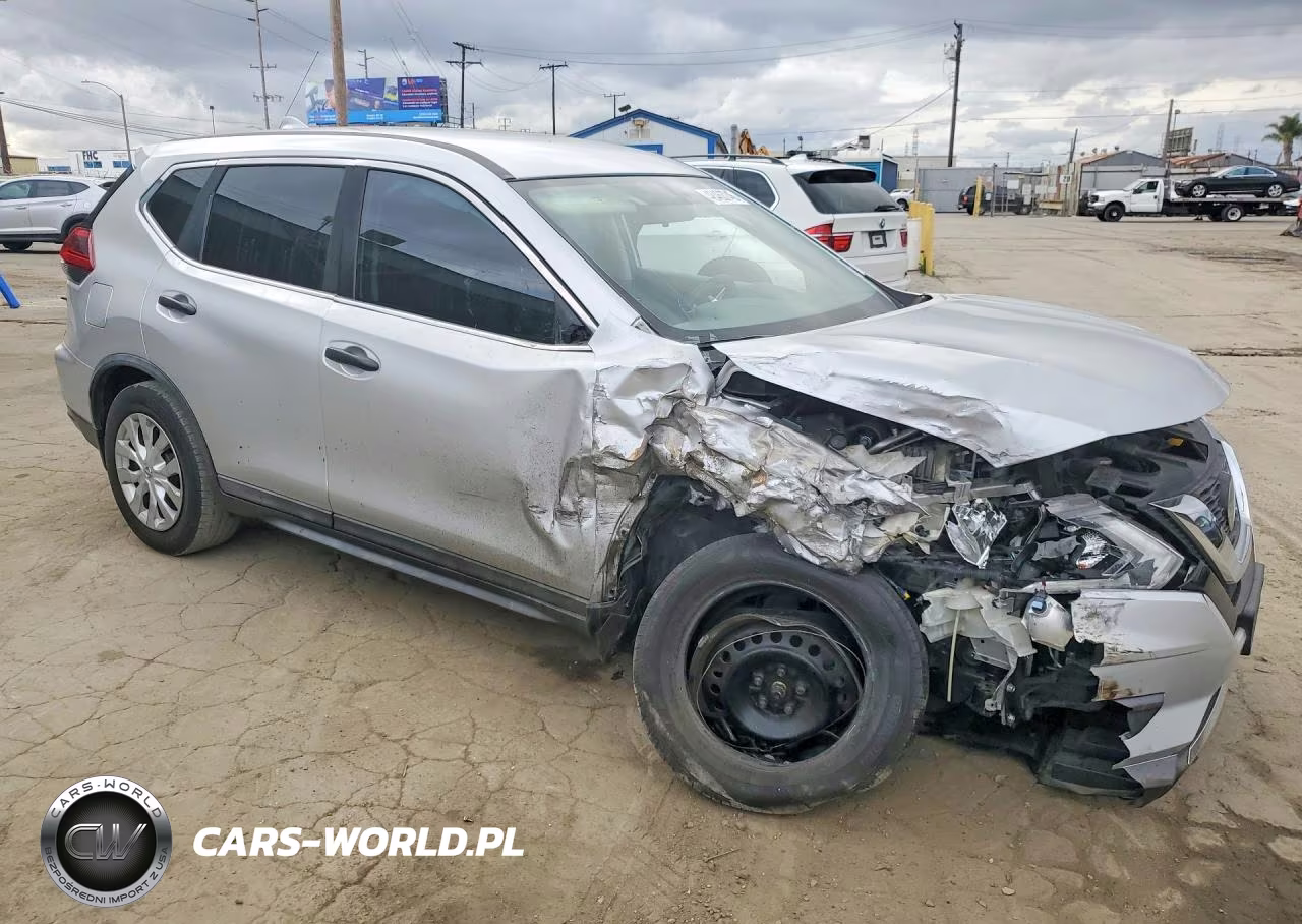 2018 Nissan Rogue S VIN:KNMAT2MT2JP540227 - 4