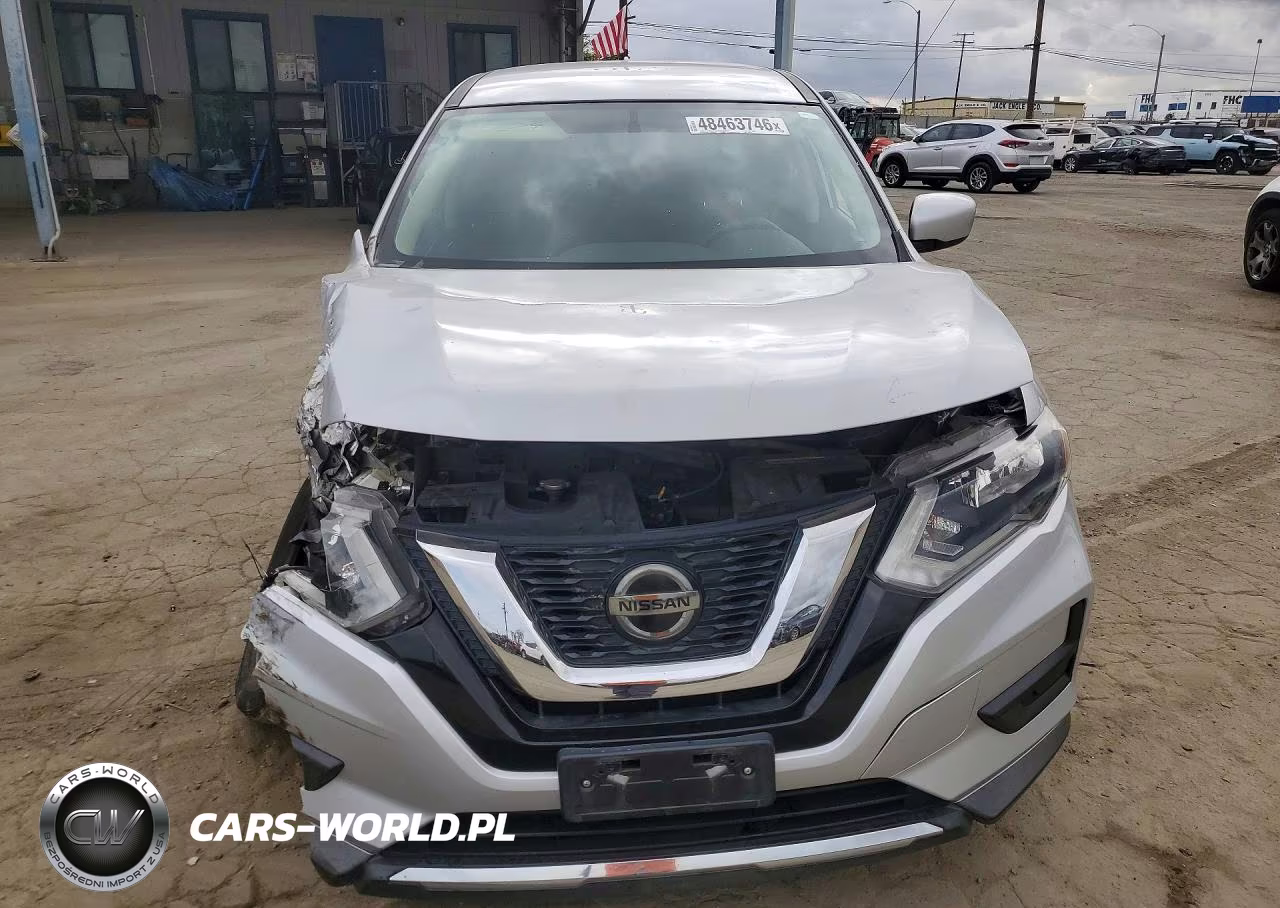 2018 Nissan Rogue S VIN:KNMAT2MT2JP540227 - 5