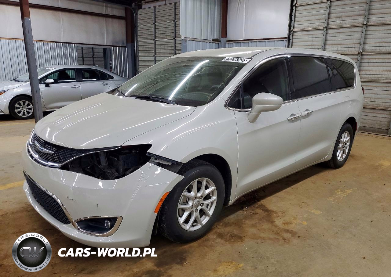 2020 Chrysler Pacifica Touring