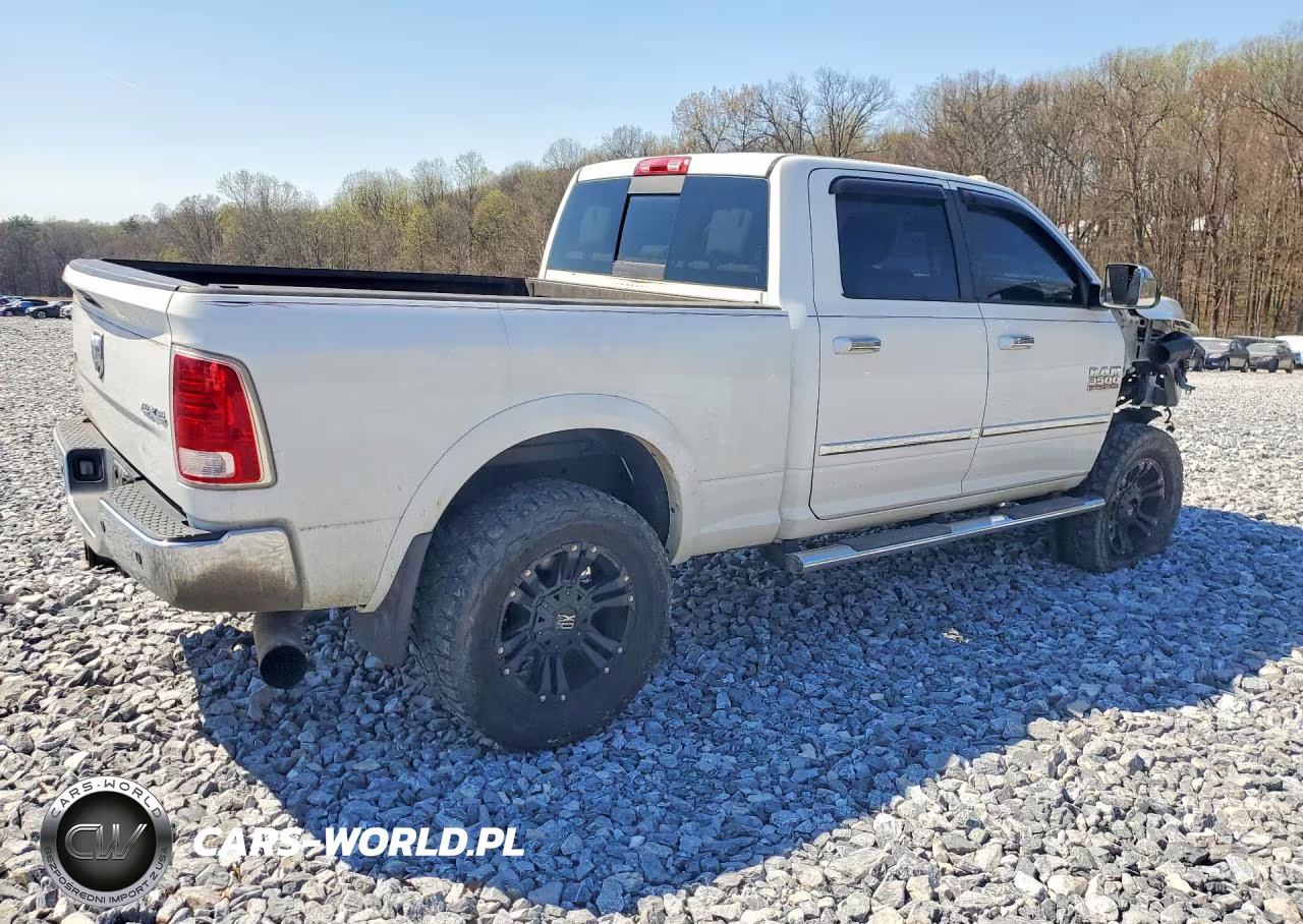 2015 Ram 3500 Laramie VIN:3C63R3EL1FG579535 - 3