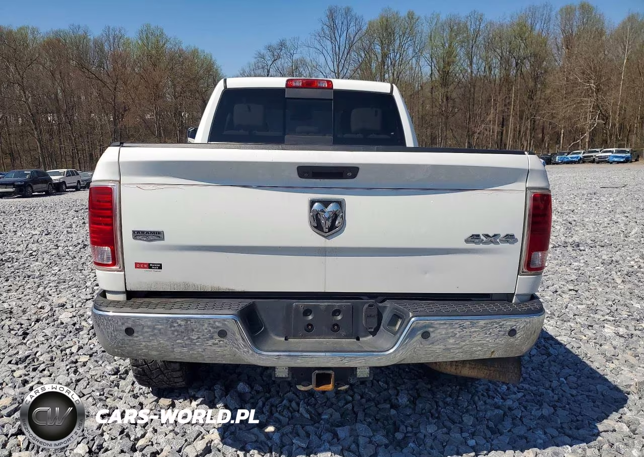 2015 Ram 3500 Laramie VIN:3C63R3EL1FG579535 - 6