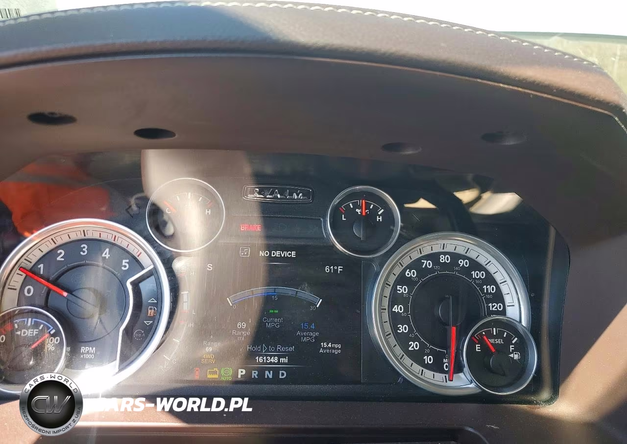 2015 Ram 3500 Laramie VIN:3C63R3EL1FG579535 - 9