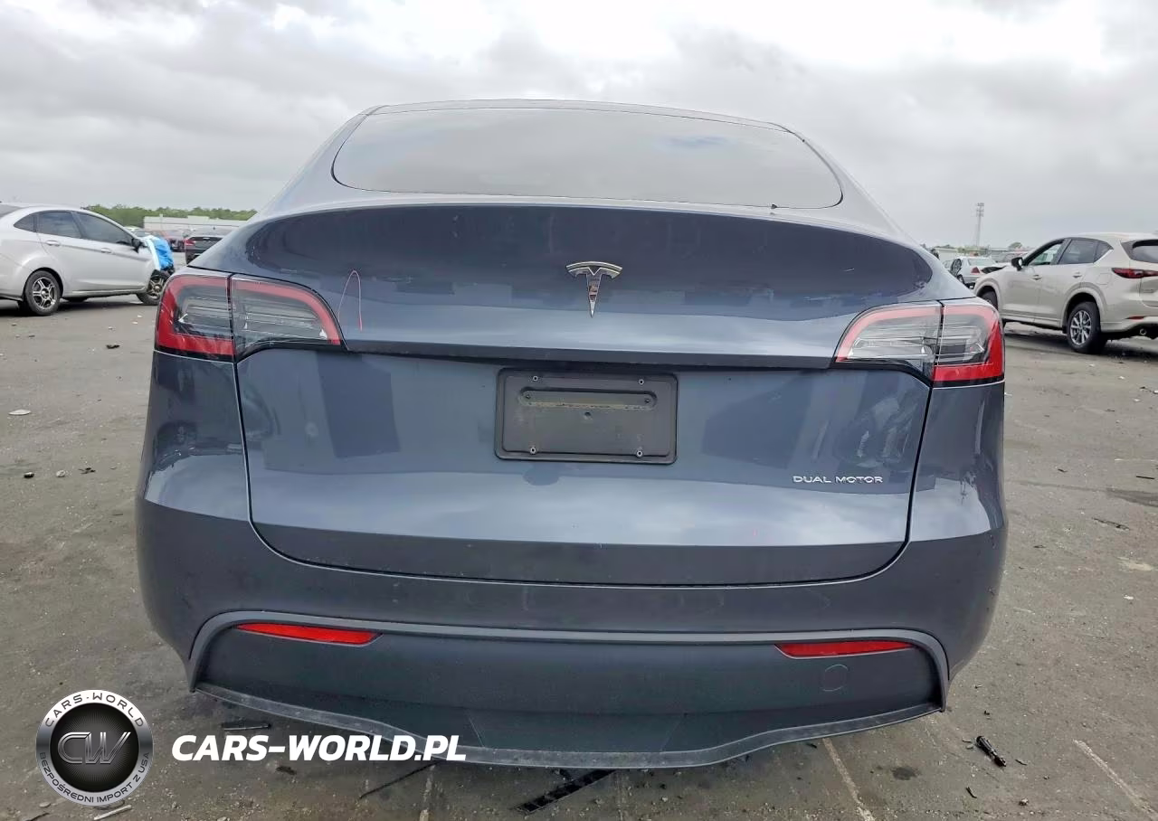 2023 Tesla Model Y VIN:7SAYGAEE0PF956960 - 6