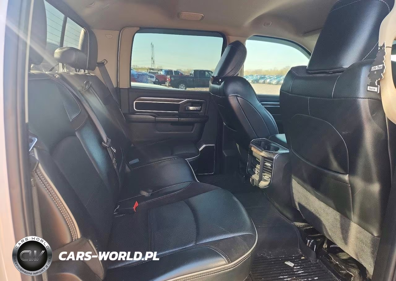 2021 Ram 3500 Laramie VIN:3C63RRJL1MG636905 - 6