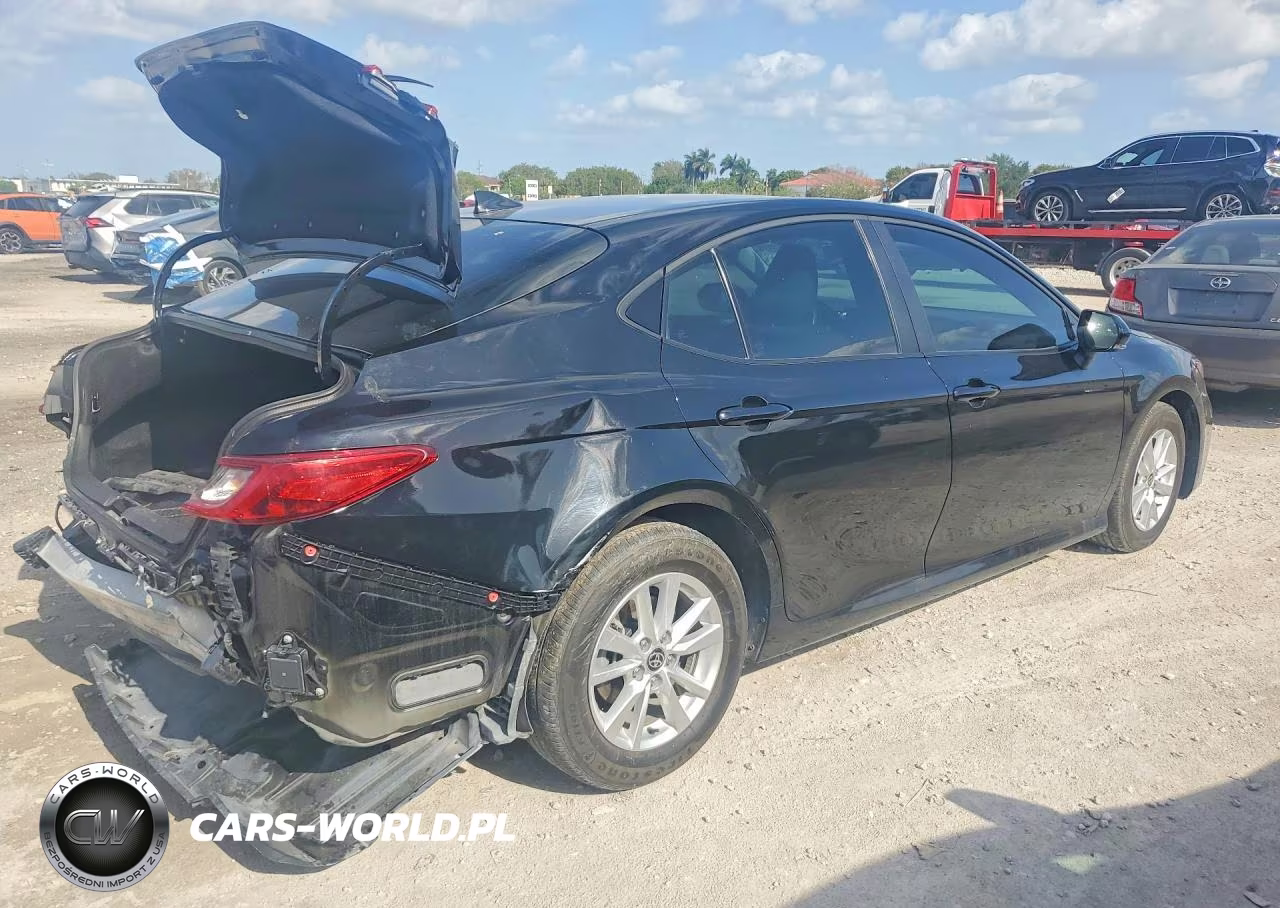 2025 Toyota Camry Le VIN:4T1DAACK9SU145028 - 3