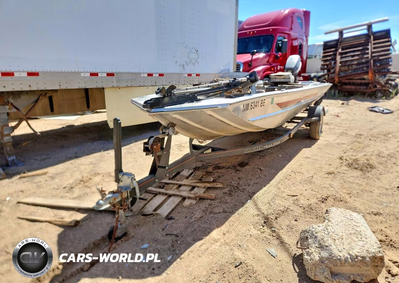1971 Alumacraft P17Se Bass Tracker VIN:BUJ82420A090 - 2