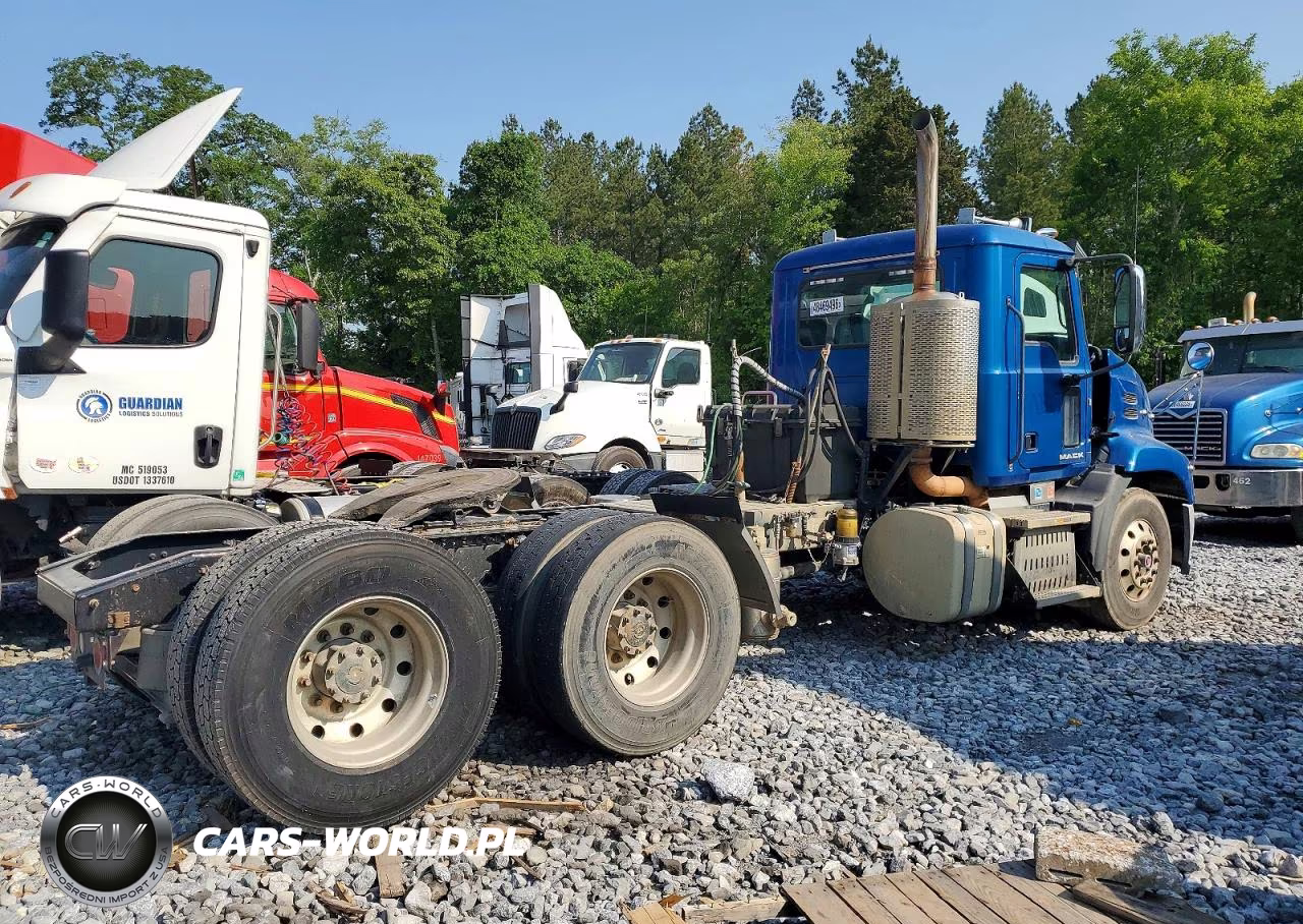 2016 Mack Cxu613 Semi Truck VIN:1M1AW21Y5GM076920 - 4