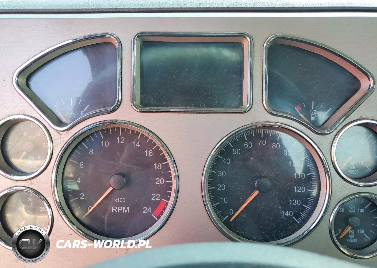 2016 Mack Cxu613 Semi Truck VIN:1M1AW21Y5GM076920 - 8