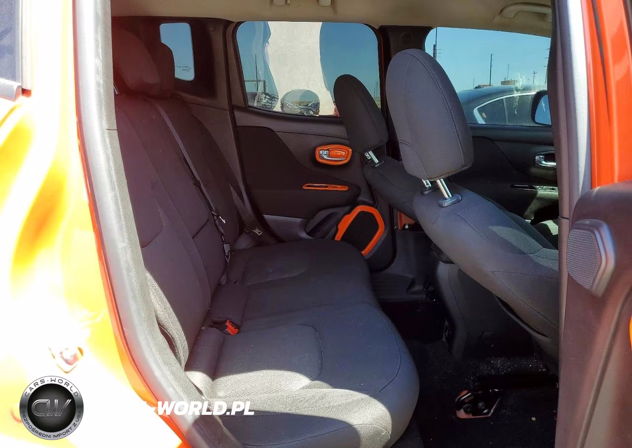 2015 Jeep Renegade Latitude VIN:ZACCJBBT2FPC45138 - 11