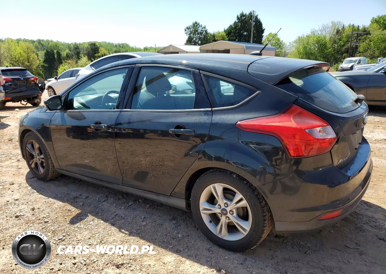 2014 Ford Focus Se VIN:1FADP3K23EL403947 - 2
