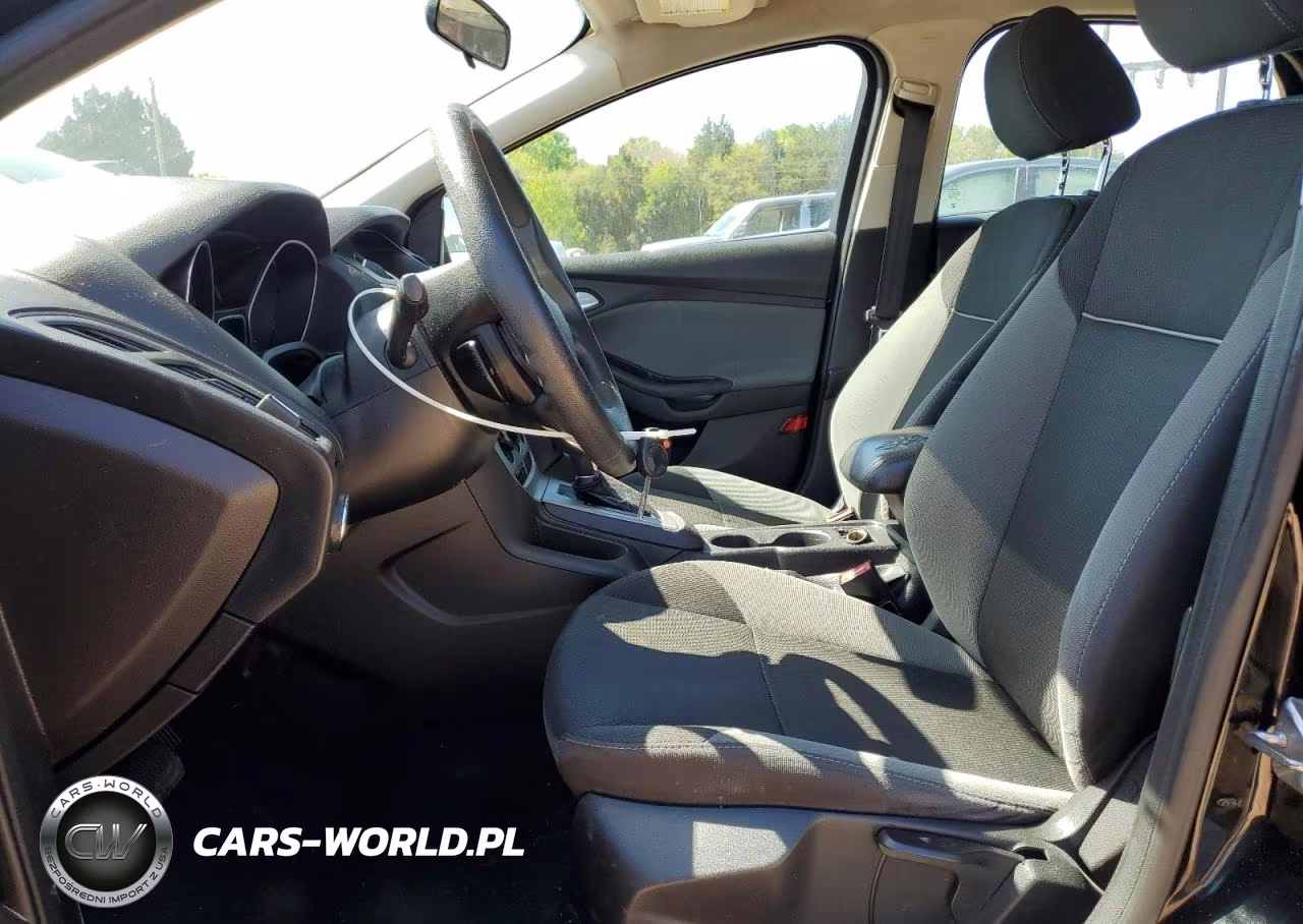 2014 Ford Focus Se VIN:1FADP3K23EL403947 - 7