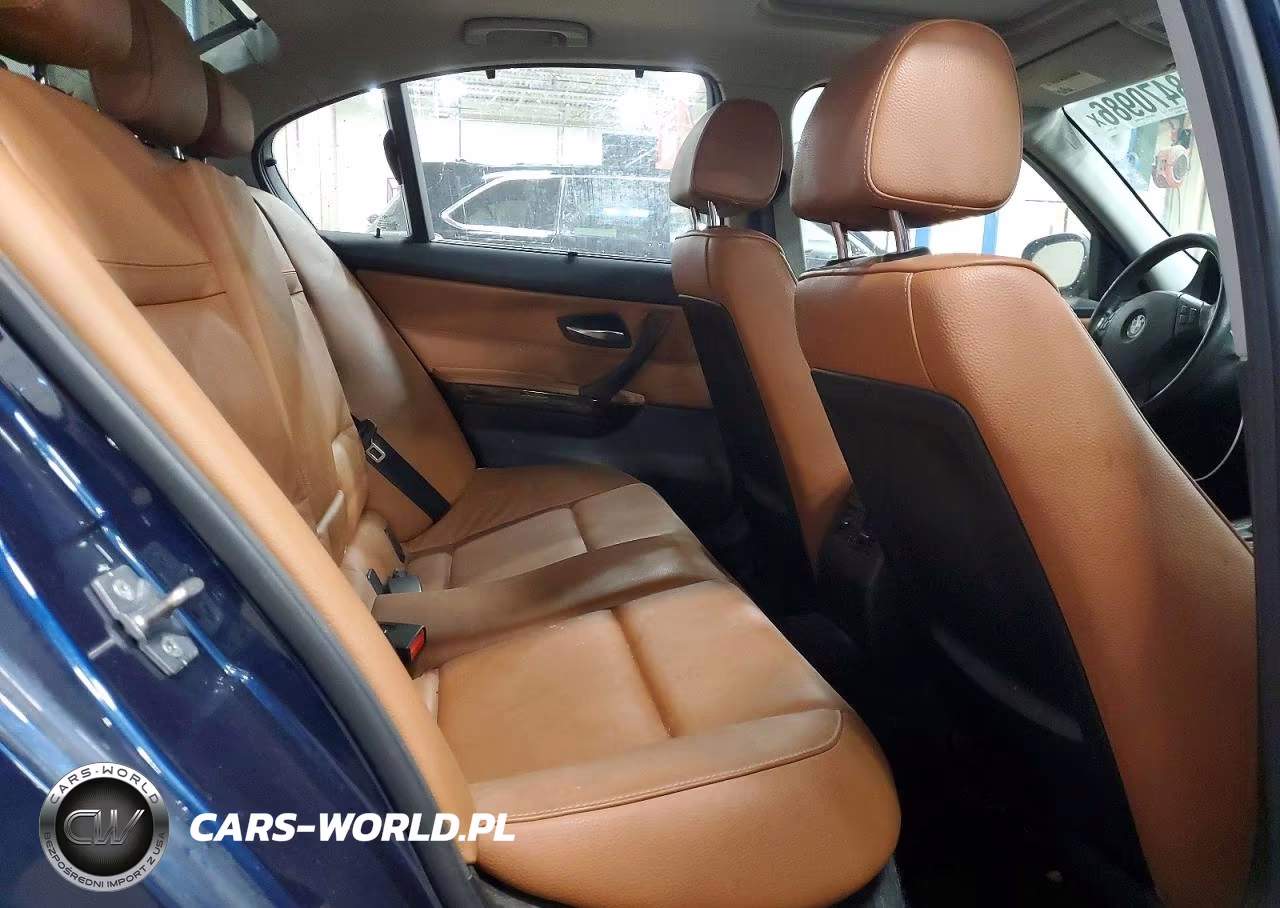 2011 BMW 328 Xi VIN:WBAPK7C56BA970552 - 10