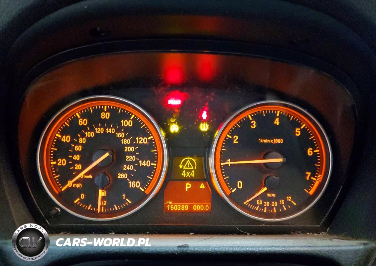 2011 BMW 328 Xi VIN:WBAPK7C56BA970552 - 9