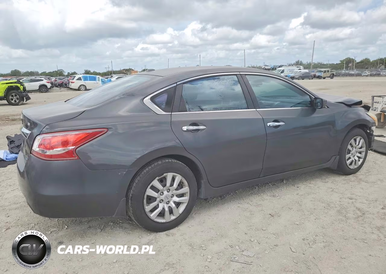 2013 Nissan Altima 2.5 VIN:1N4AL3AP1DN443930 - 3