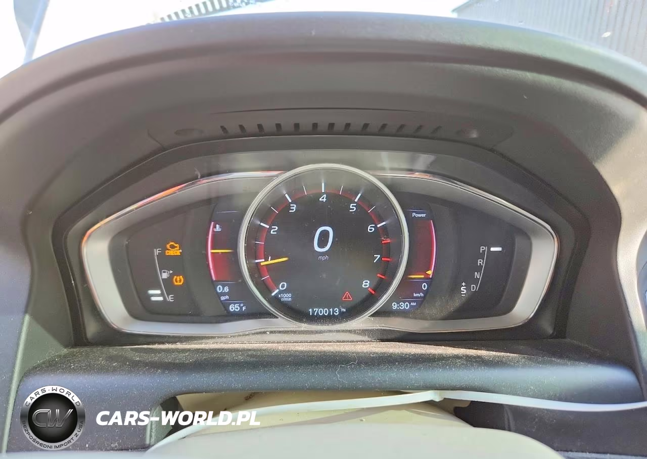 2016 Volvo Xc60 T5 Premier VIN:YV440MDK4G2861844 - 9