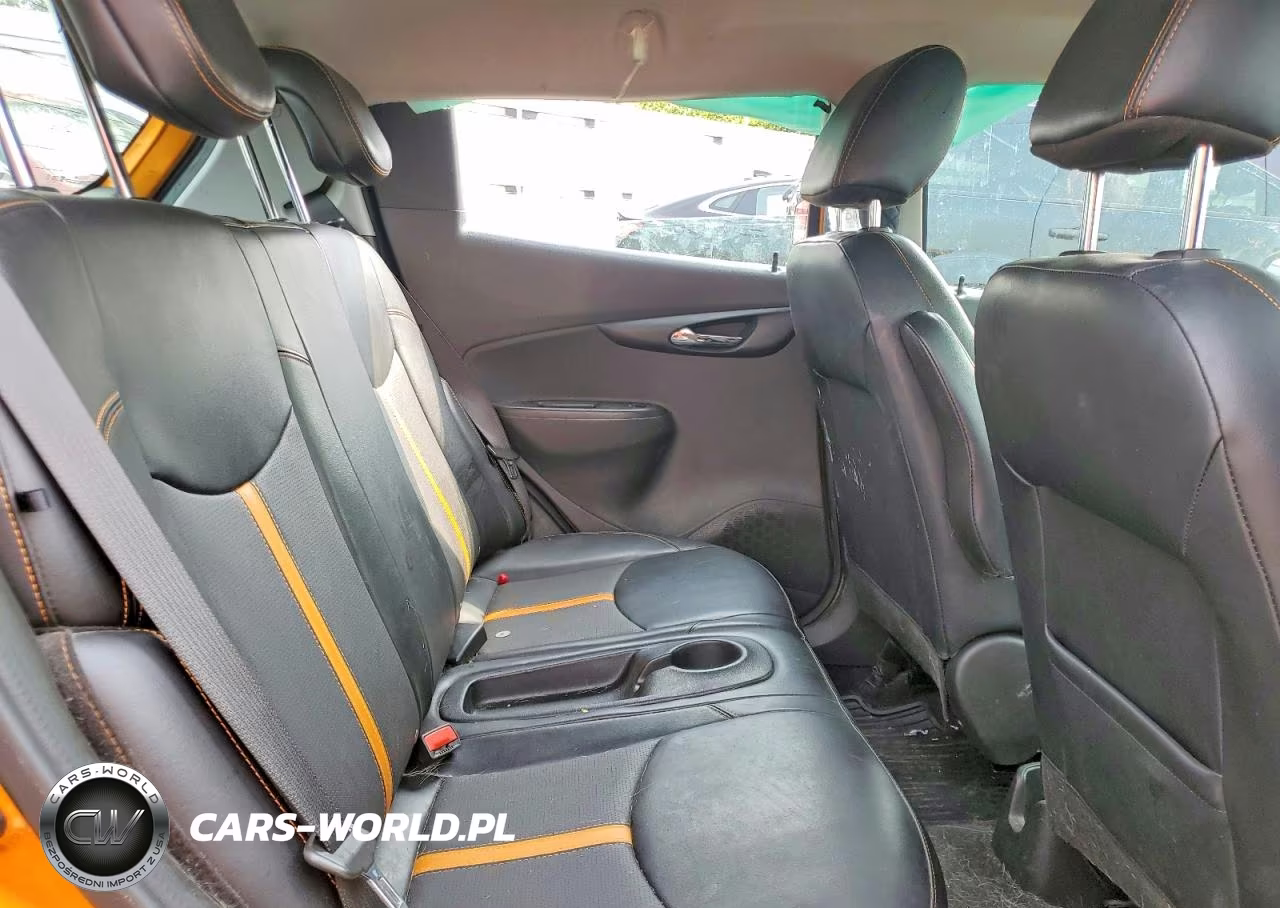 2019 Chevrolet Spark 2Lt VIN:KL8CF6SA7KC713976 - 10