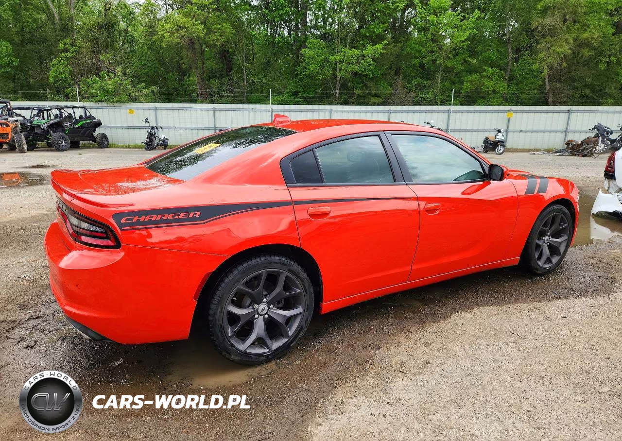 2019 Dodge Charger Sxt VIN:2C3CDXBG7KH760529 - 3
