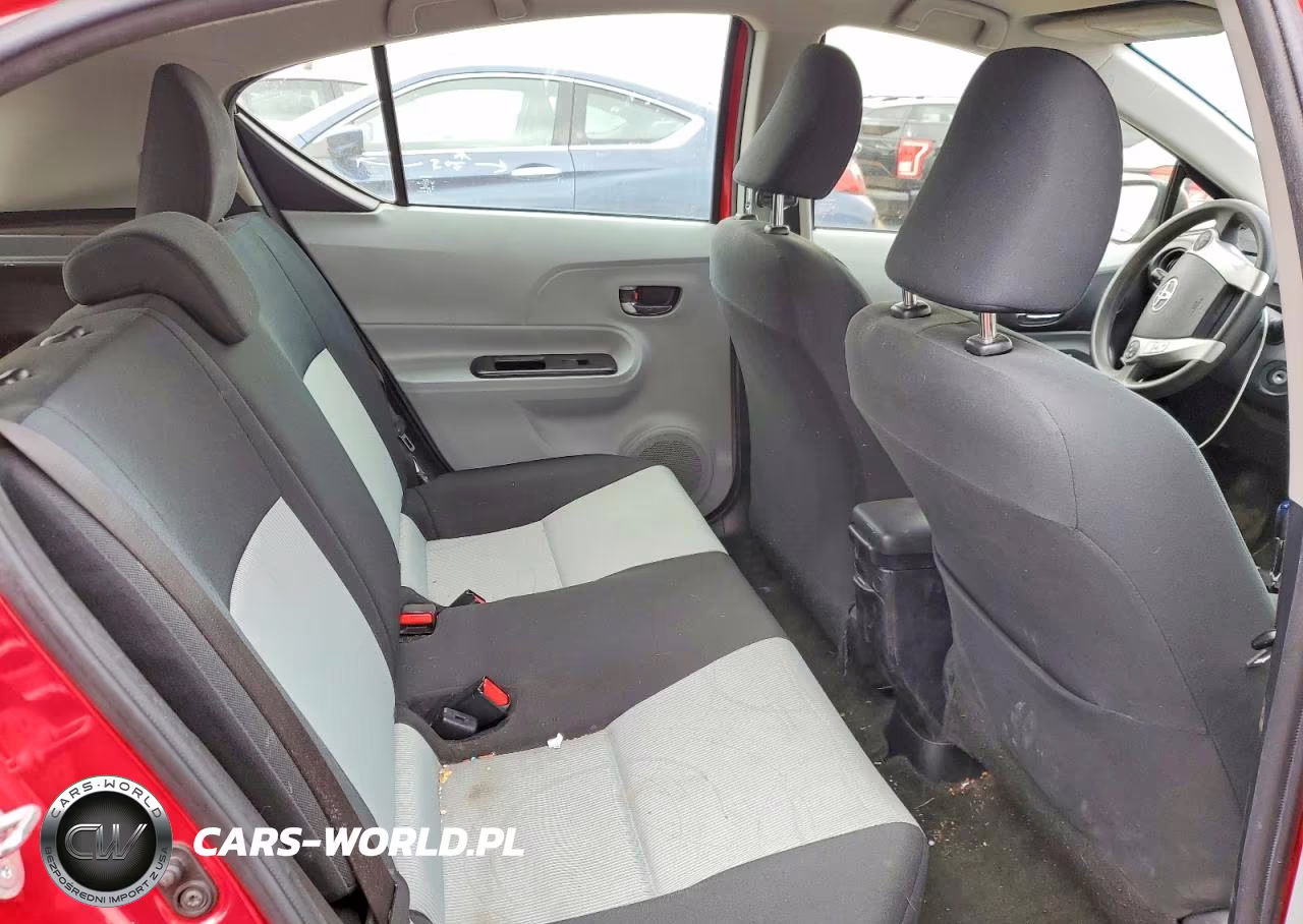 2012 Toyota Prius C Two VIN:JTDKDTB31C1503816 - 10