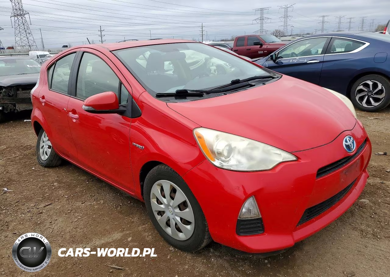 2012 Toyota Prius C Two VIN:JTDKDTB31C1503816 - 4