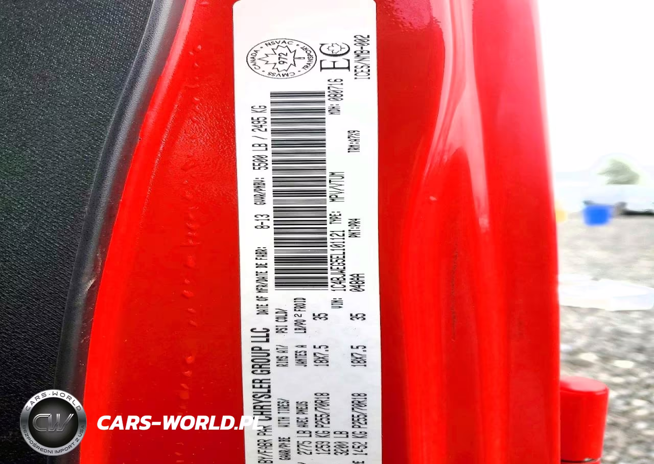 2014 Jeep Wrangler Unlimited Sahara VIN:1C4BJWEG5EL101121 - 13