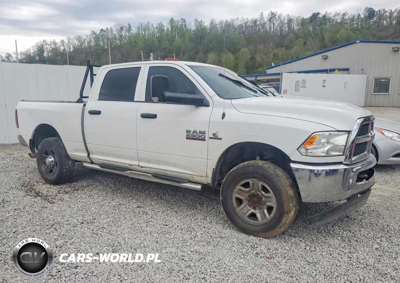 2017 Ram 2500 St VIN:3C6UR5CL3HG569532 - 4