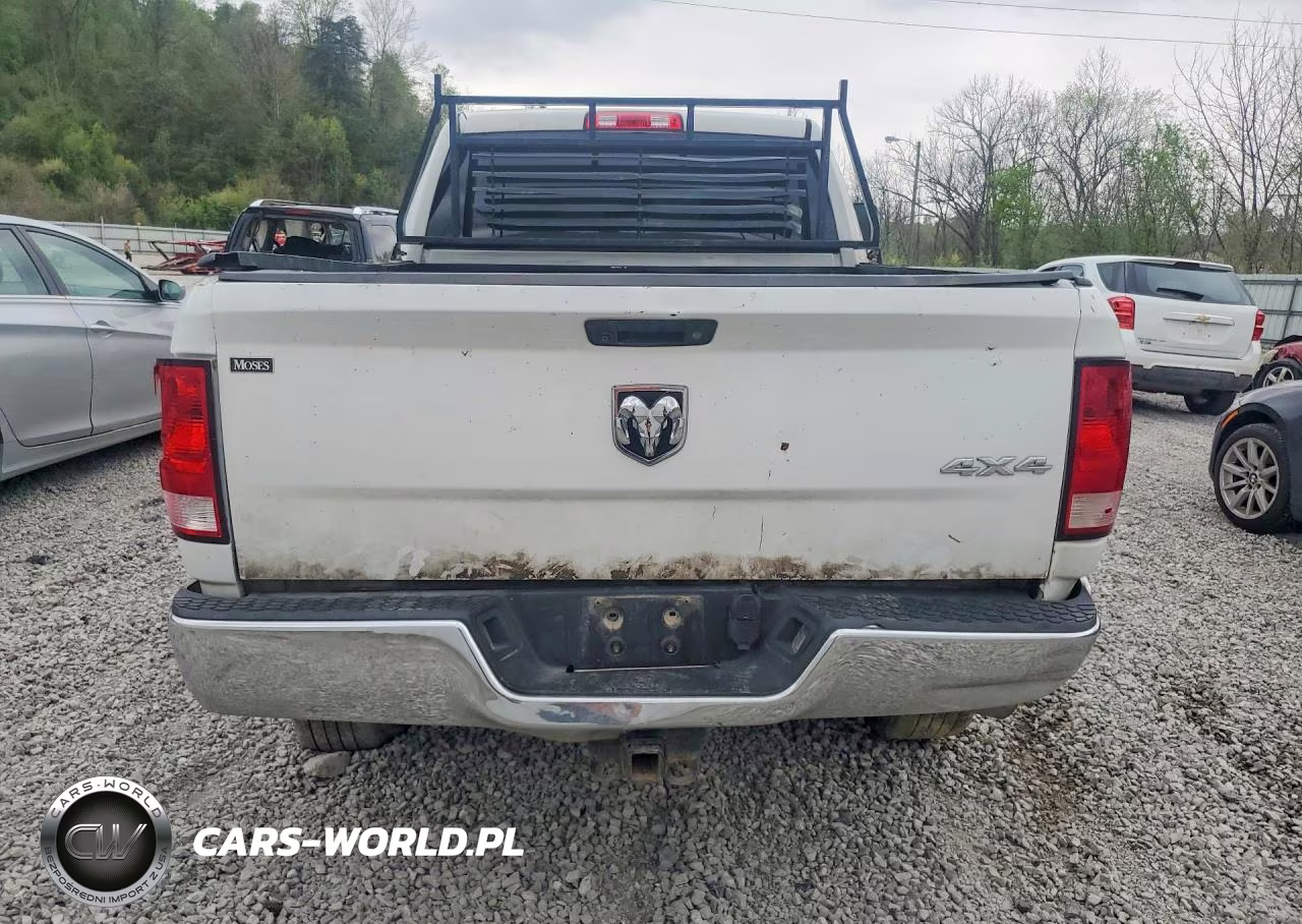 2017 Ram 2500 St VIN:3C6UR5CL3HG569532 - 6