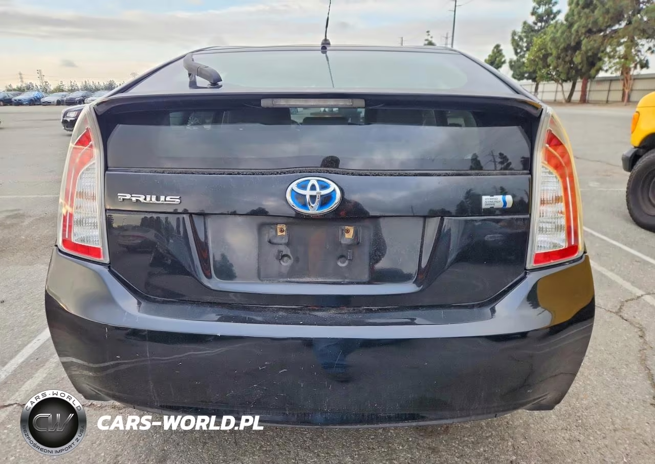 2012 Toyota Prius Two VIN:JTDKN3DU2C1503682 - 6