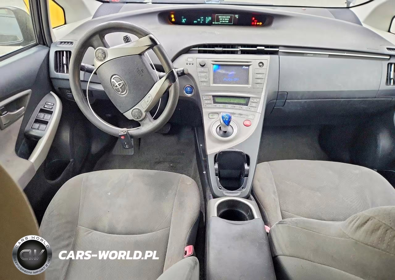 2012 Toyota Prius Two VIN:JTDKN3DU2C1503682 - 8