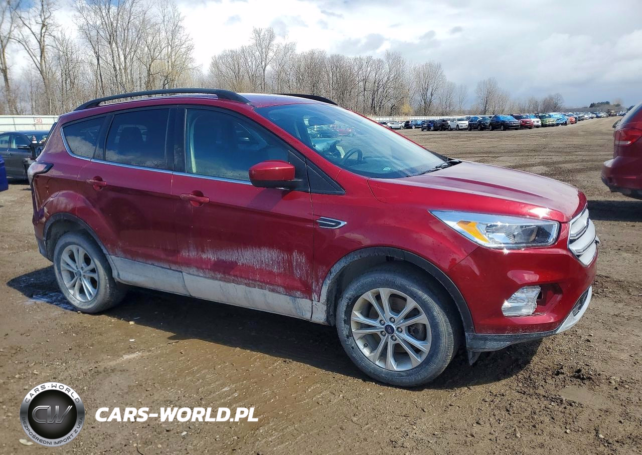 2018 Ford Escape Se VIN:1FMCU9GD8JUD28593 - 4