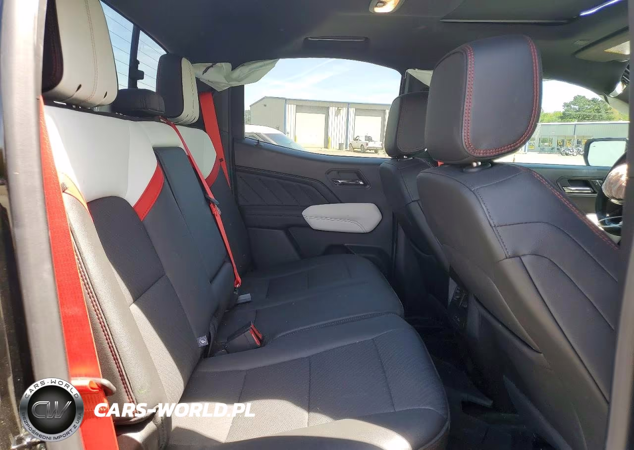 2025 GMC Canyon At4 VIN:1GTP2DEK6S1240001 - 10