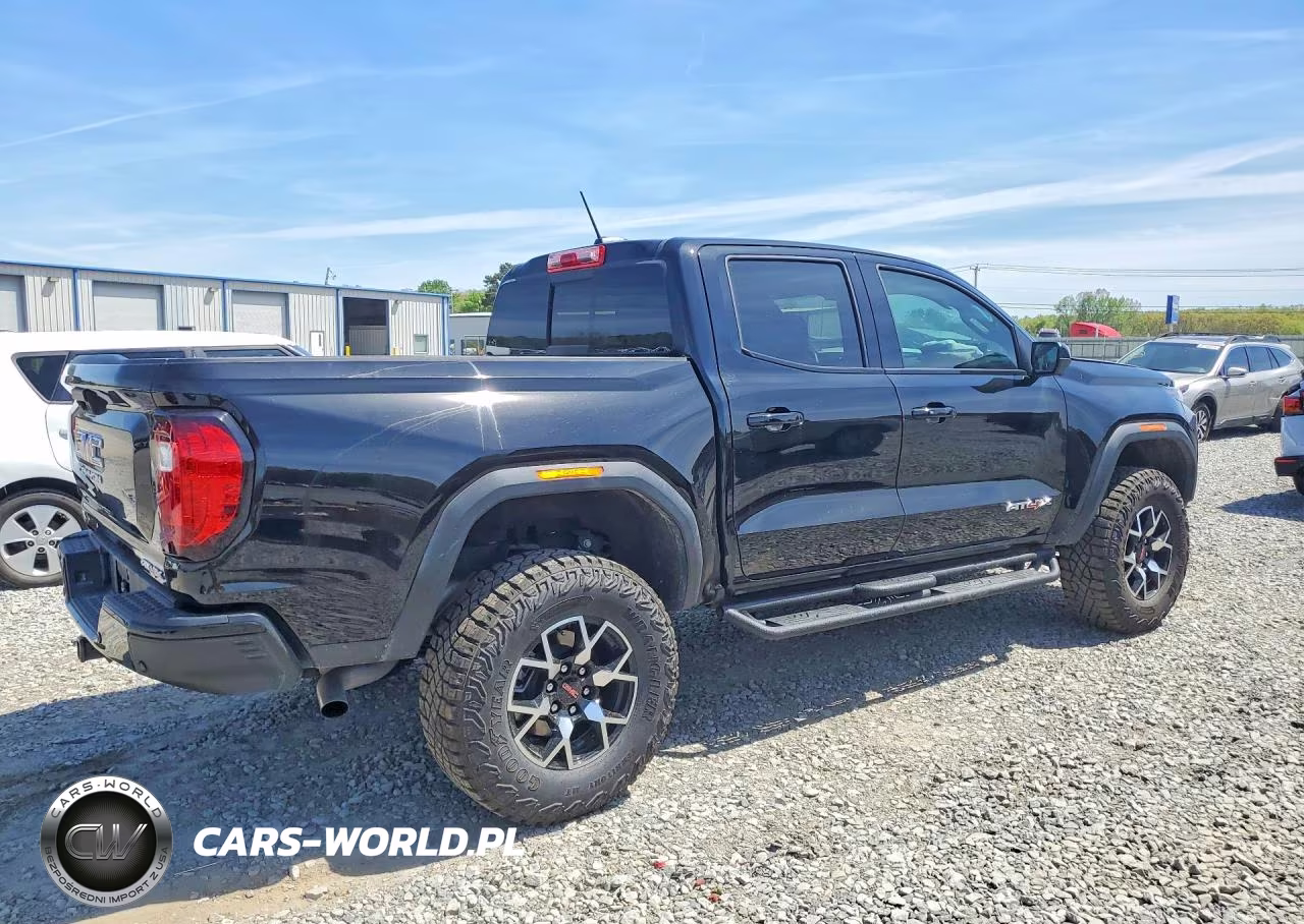 2025 GMC Canyon At4 VIN:1GTP2DEK6S1240001 - 3
