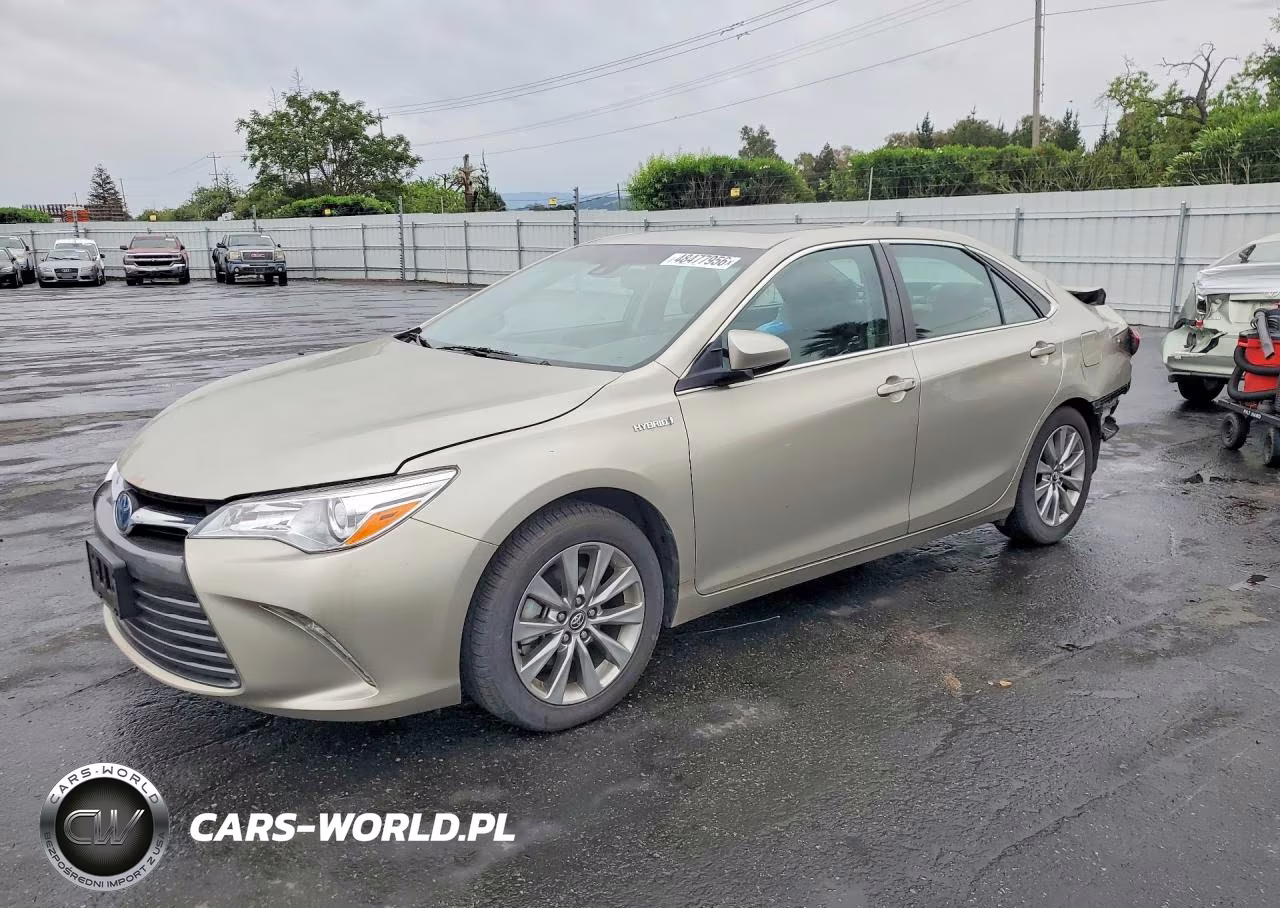 2017 Toyota Camry Hybrid Xle