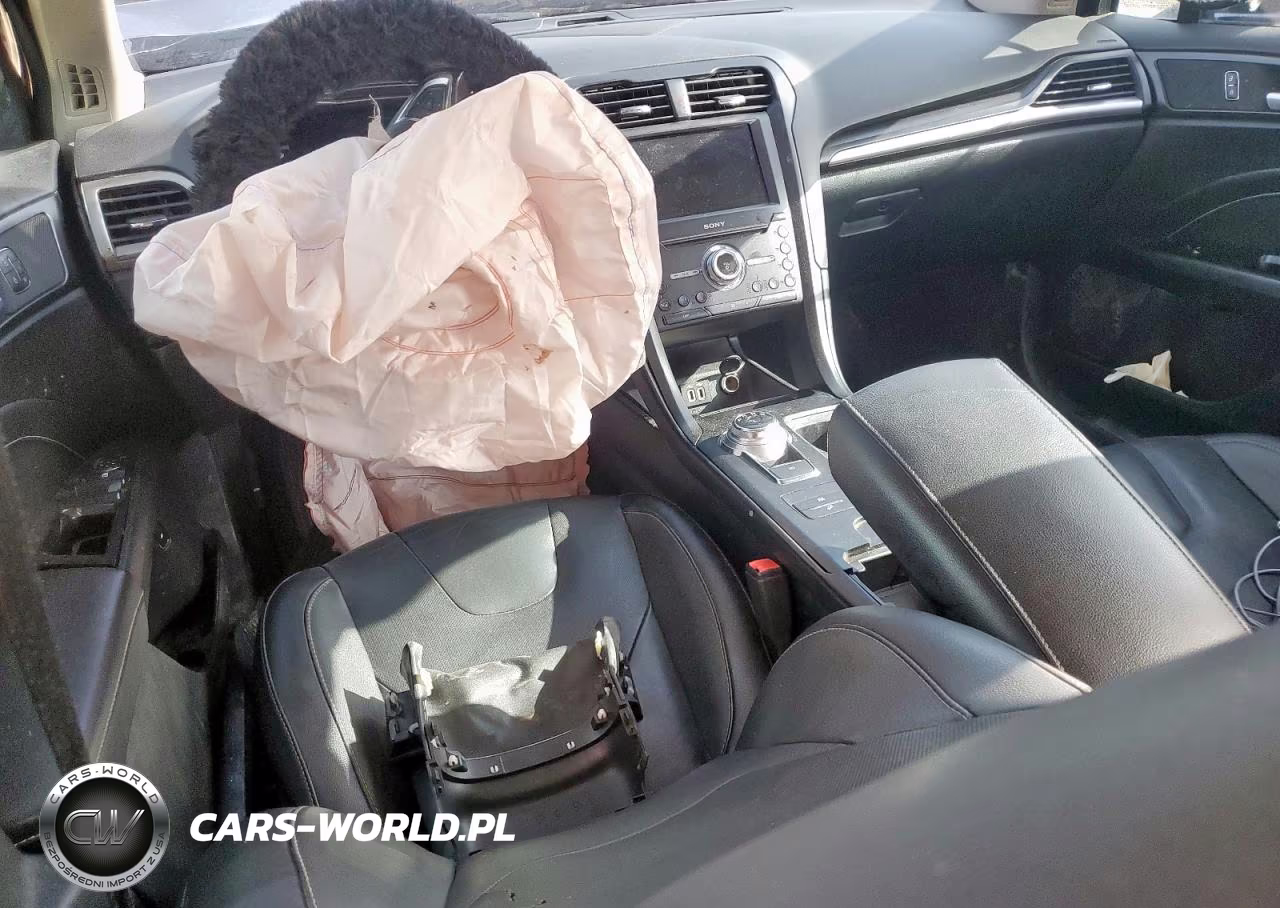 2019 Ford Fusion Titanium VIN:3FA6P0RU4KR169166 - 8