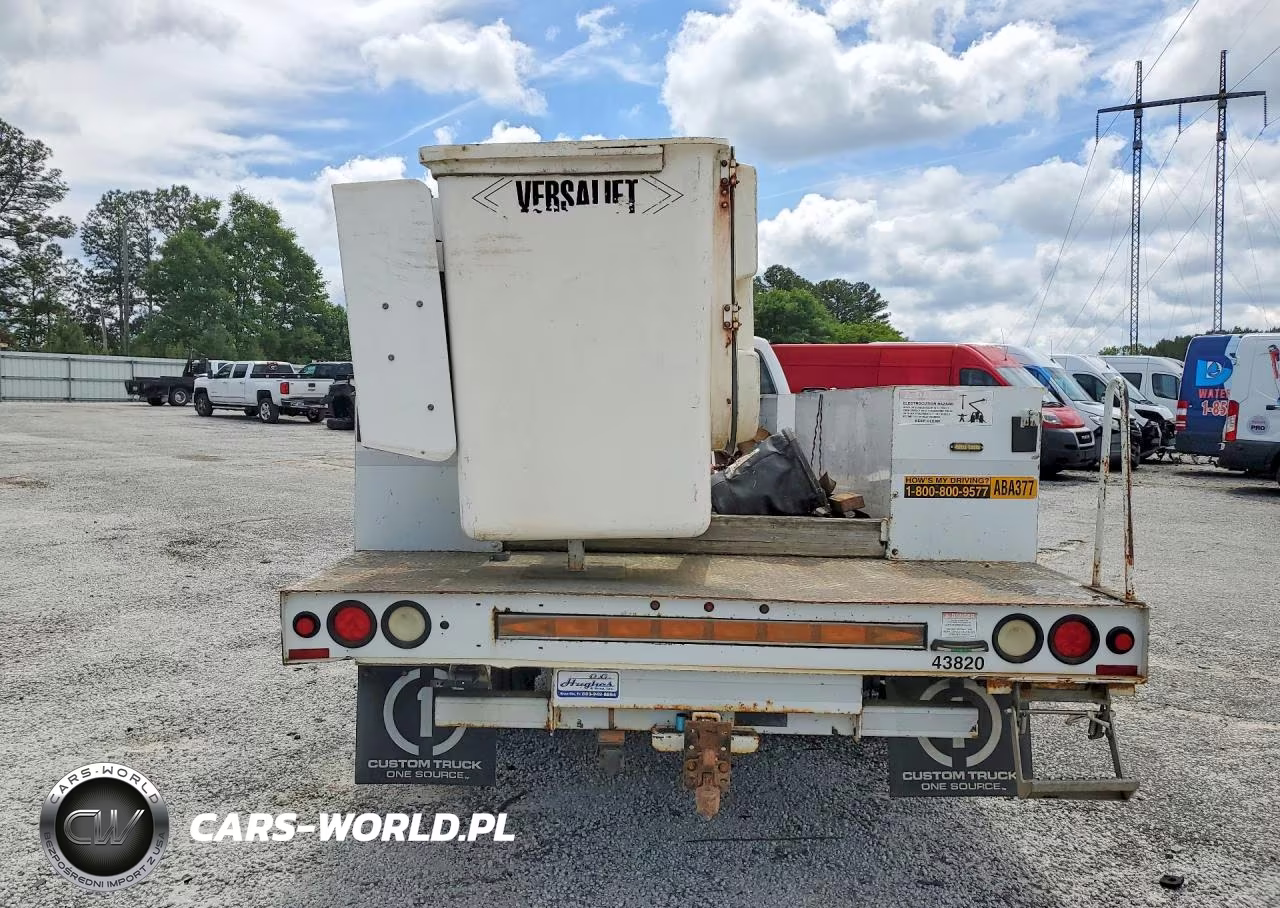 2011 Ford F550 Super Duty Bucket Truck VIN:1FDUF5GY3BEA95471 - 6