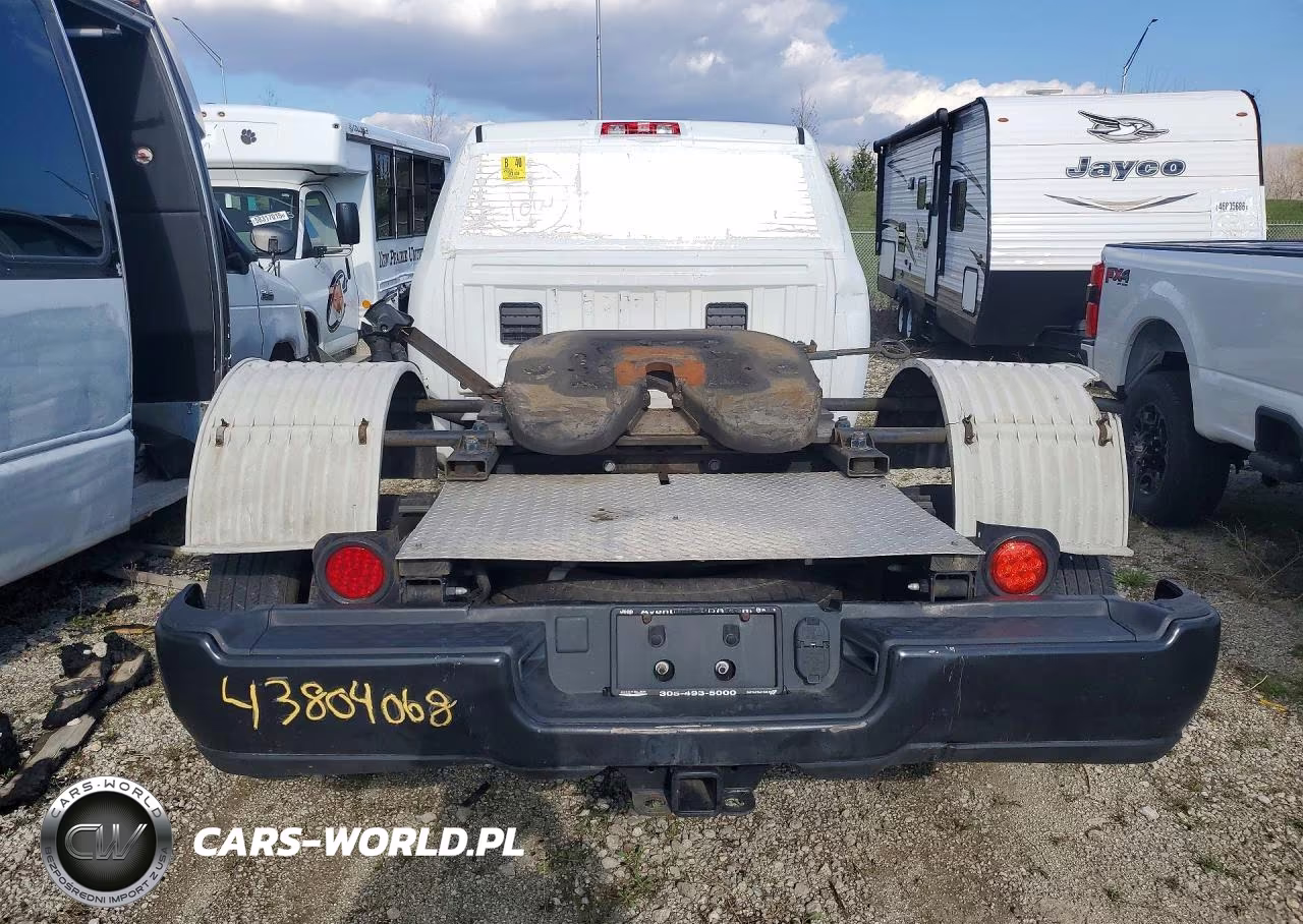 2023 Ram 3500 Tradesman 4X4 8' Box VIN:3C63RRGL9PG648621 - 6