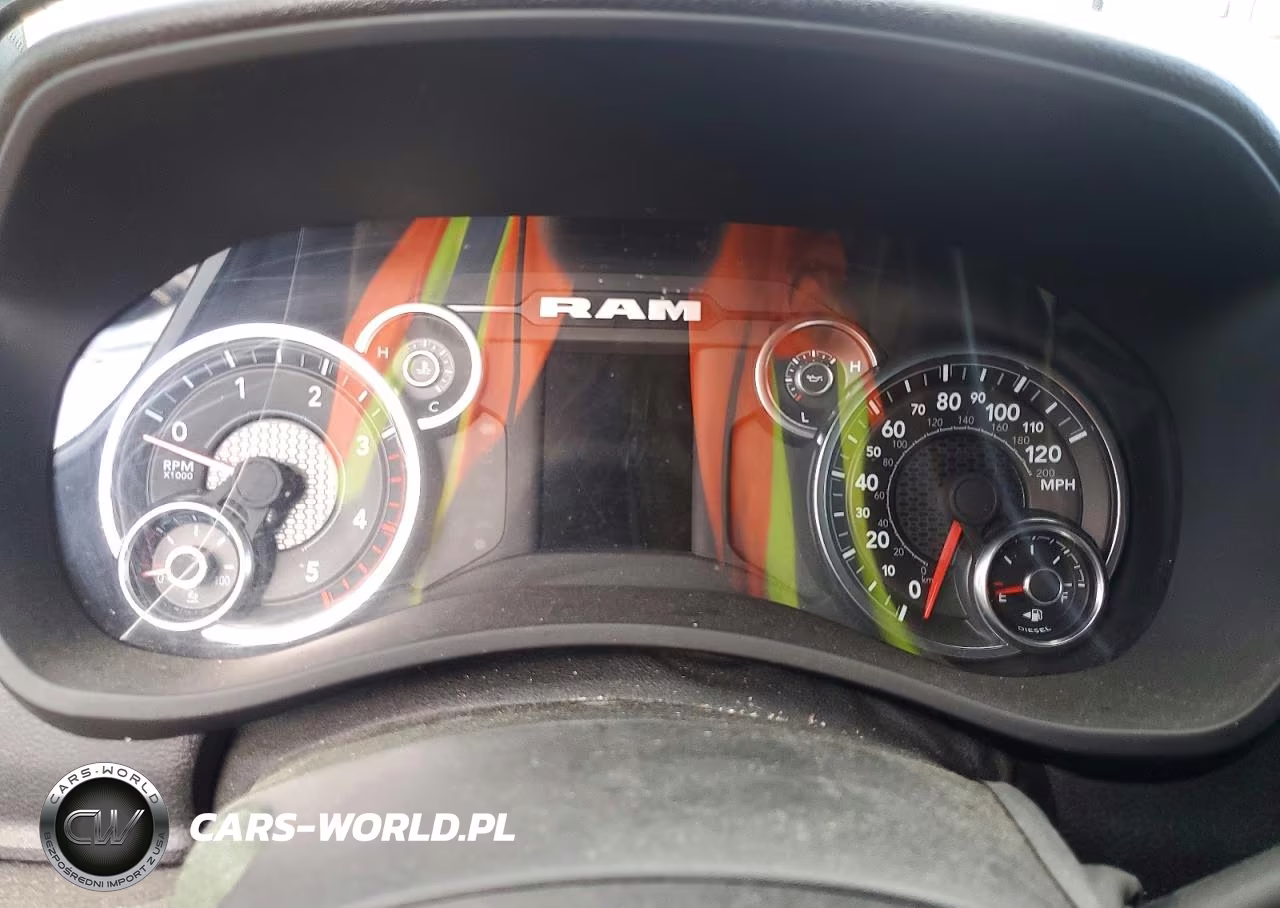 2023 Ram 3500 Tradesman 4X4 8' Box VIN:3C63RRGL9PG648621 - 9