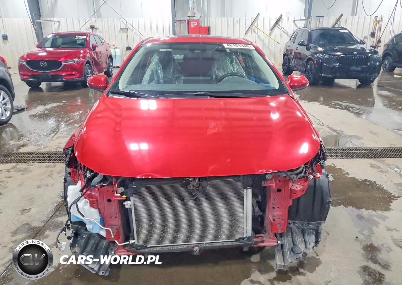 2020 Toyota Corolla Xle VIN:JTDFPRAE3LJ073690 - 5
