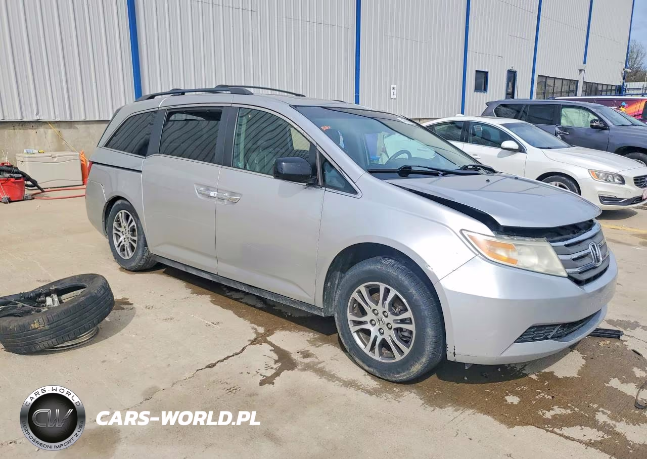 2011 Honda Odyssey Exl VIN:5FNRL5H67BB088148 - 4