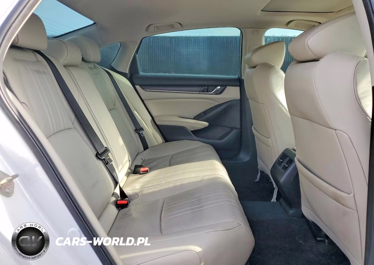 2019 Honda Accord Touring Hybrid VIN:1HGCV3F94KA018330 - 10