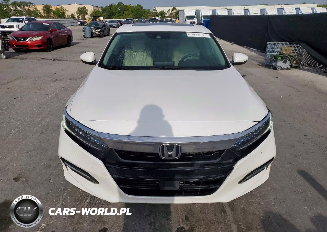 2019 Honda Accord Touring Hybrid VIN:1HGCV3F94KA018330 - 5