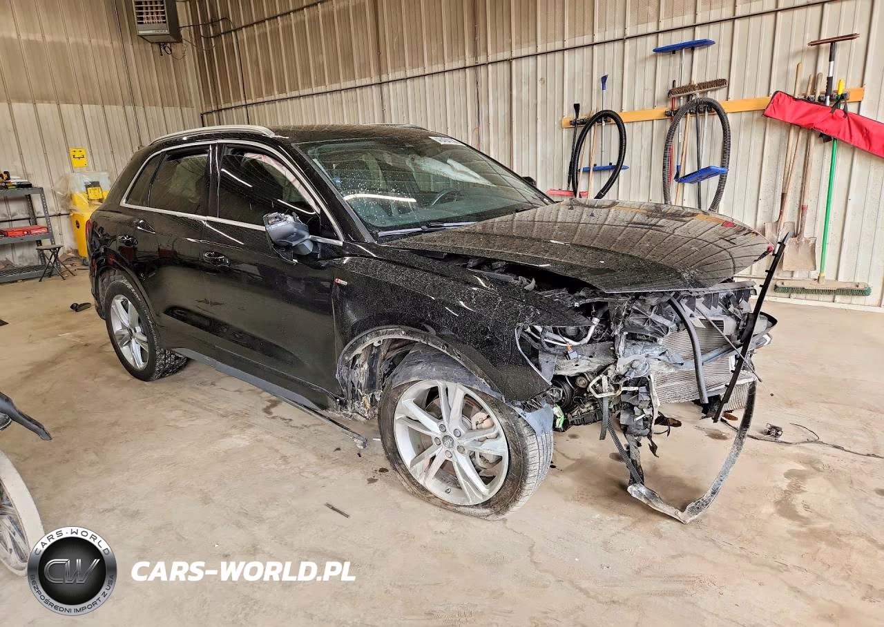 2022 Audi Q3 Premium Plus S Line 45 VIN:WA1EECF3XN1060826 - 4
