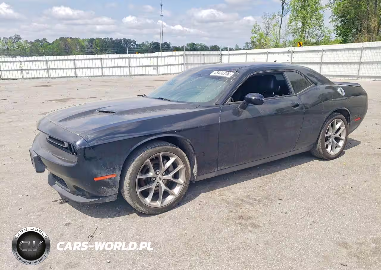 2022 Dodge Challenger Sxt