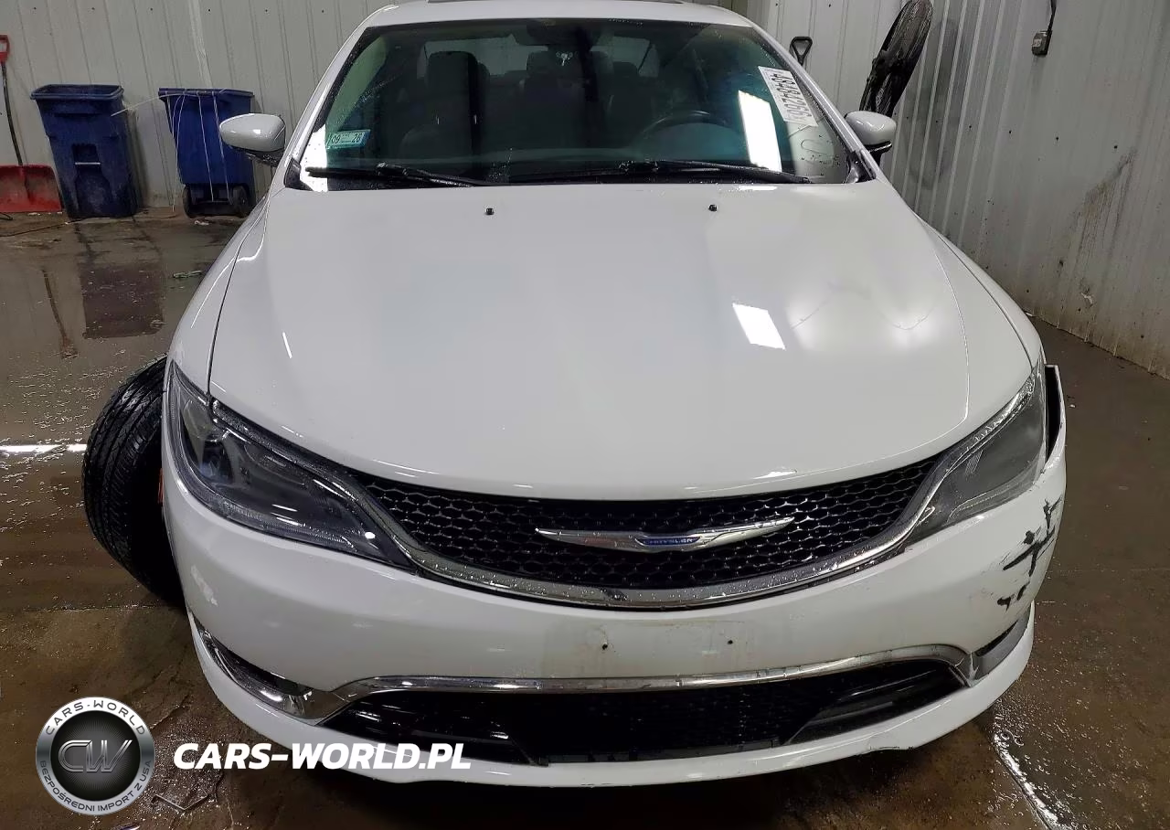 2015 Chrysler 200 C VIN:1C3CCCEG2FN540087 - 5