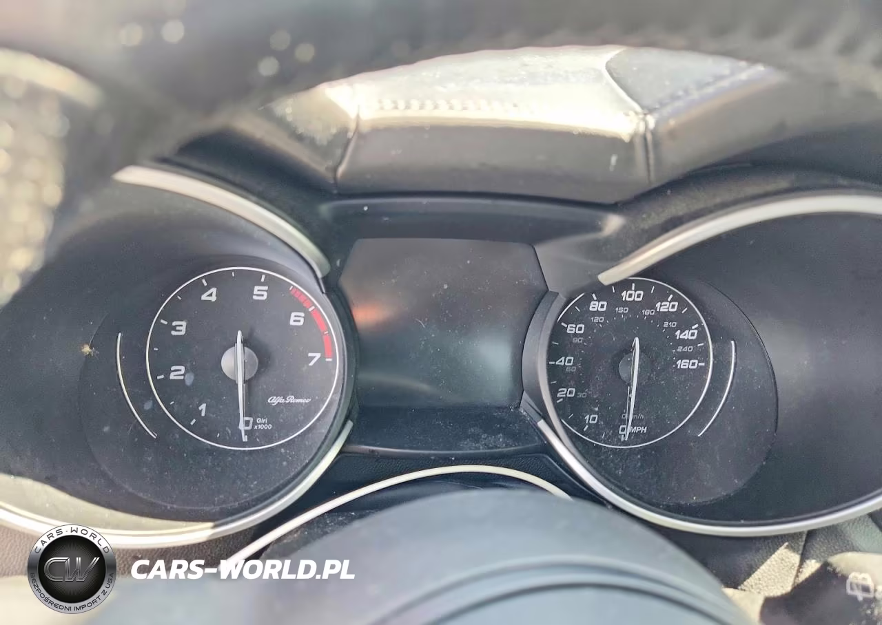 2023 Alfa Romeo Stelvio Ti VIN:ZASPAKBN5P7D57165 - 9