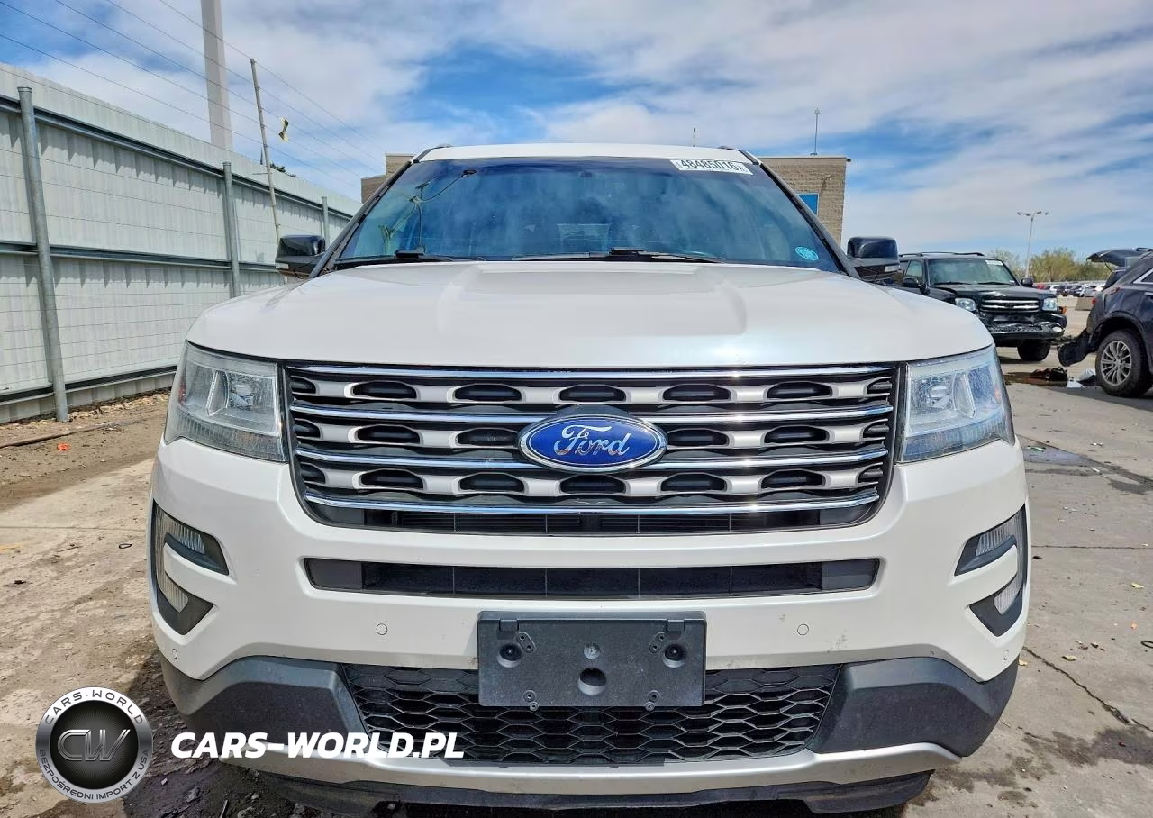 2017 Ford Explorer Xlt VIN:1FM5K7D86HGD90545 - 5