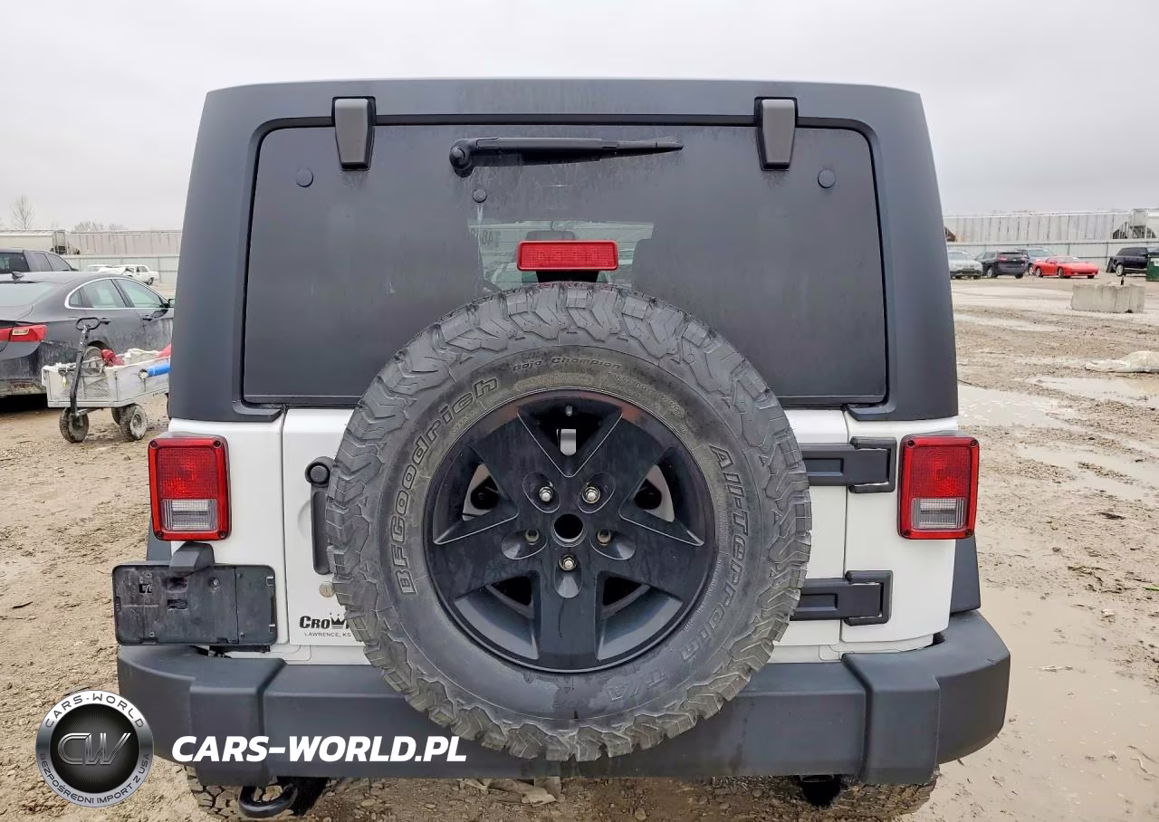 2017 Jeep Wrangler Unlimited Sport VIN:1C4BJWDG2HL710088 - 6