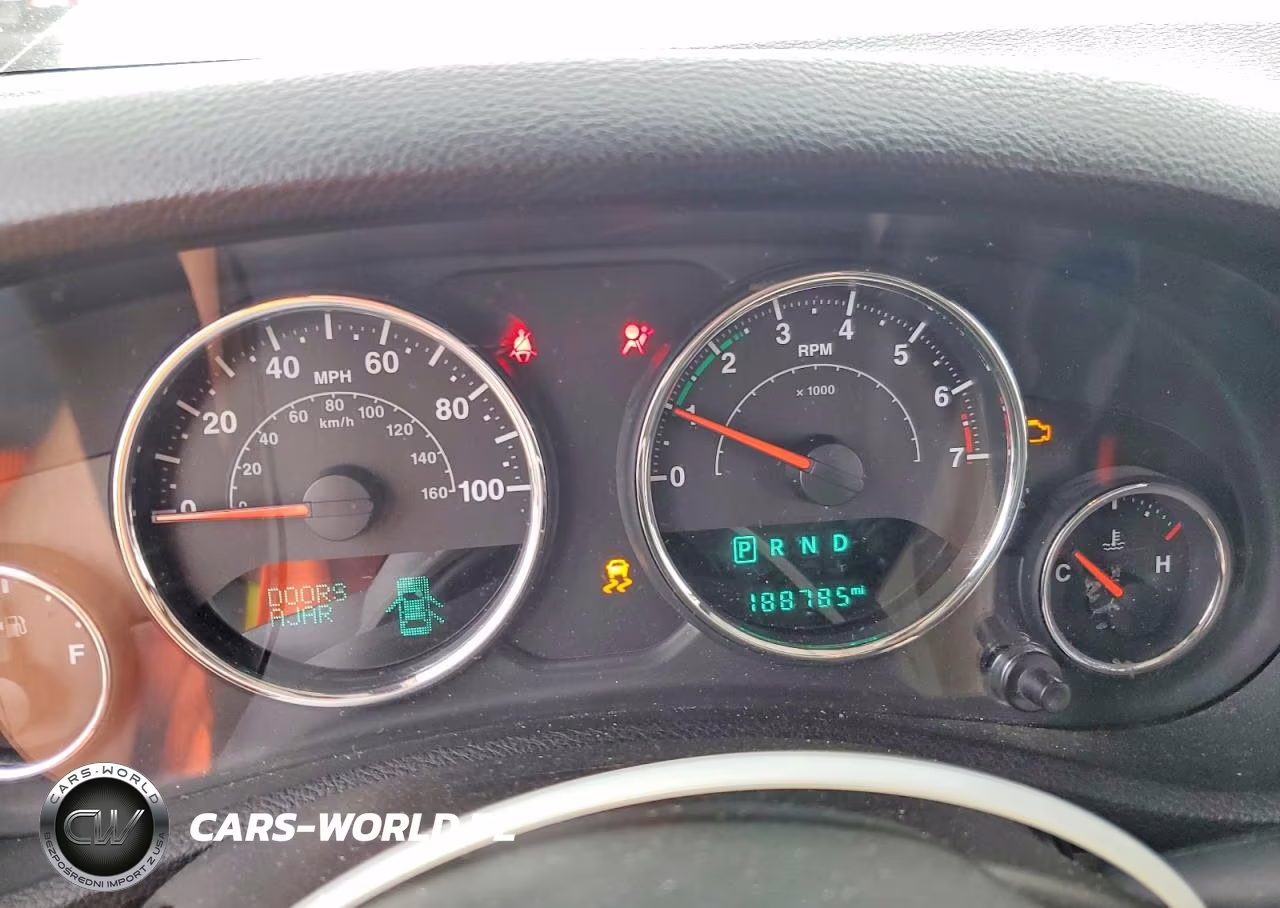 2017 Jeep Wrangler Unlimited Sport VIN:1C4BJWDG2HL710088 - 9