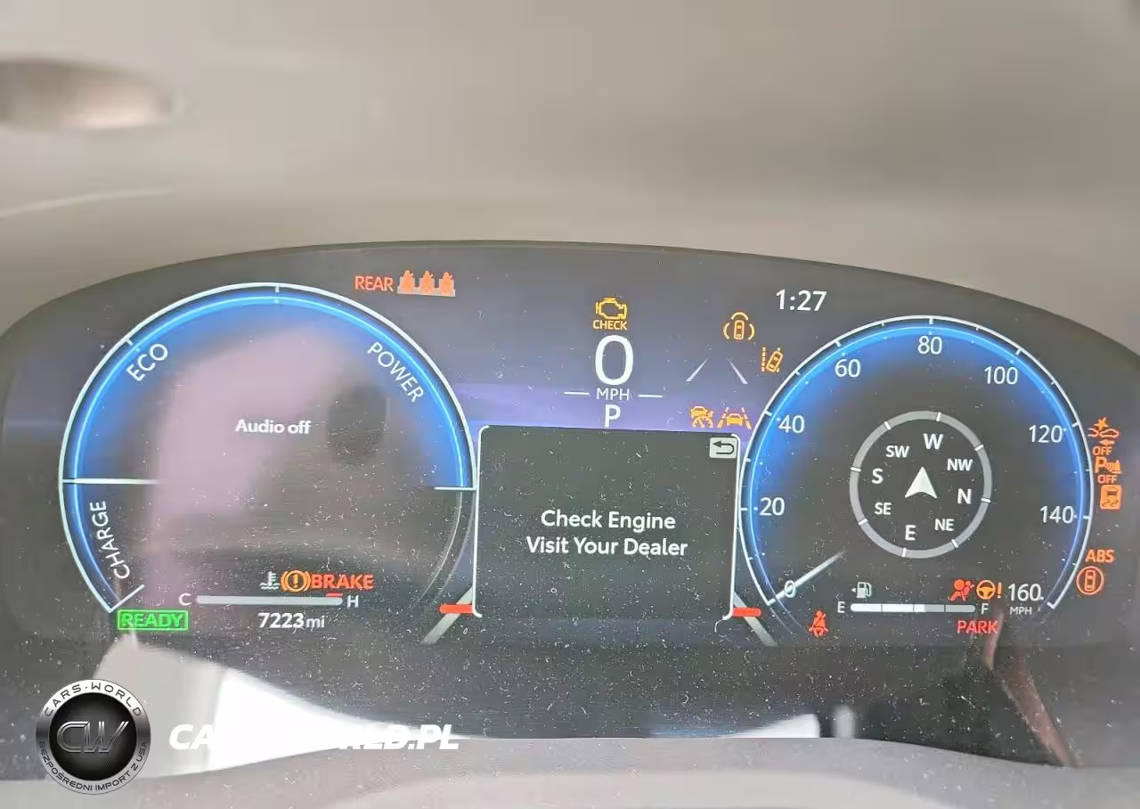 2025 Toyota Camry Xle VIN:4T1DBADK7SU033209 - 9