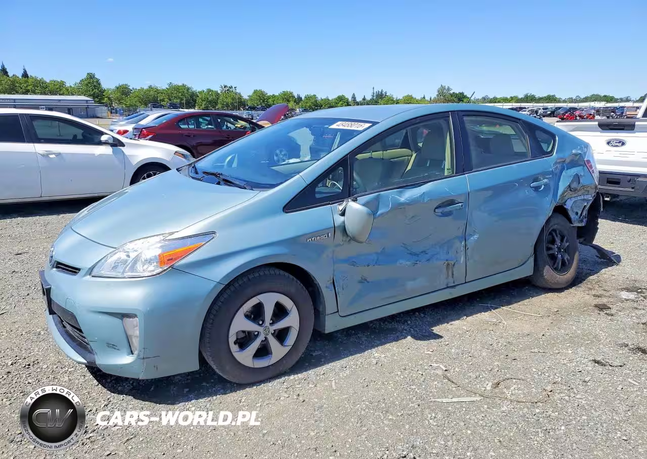 2015 Toyota Prius Three